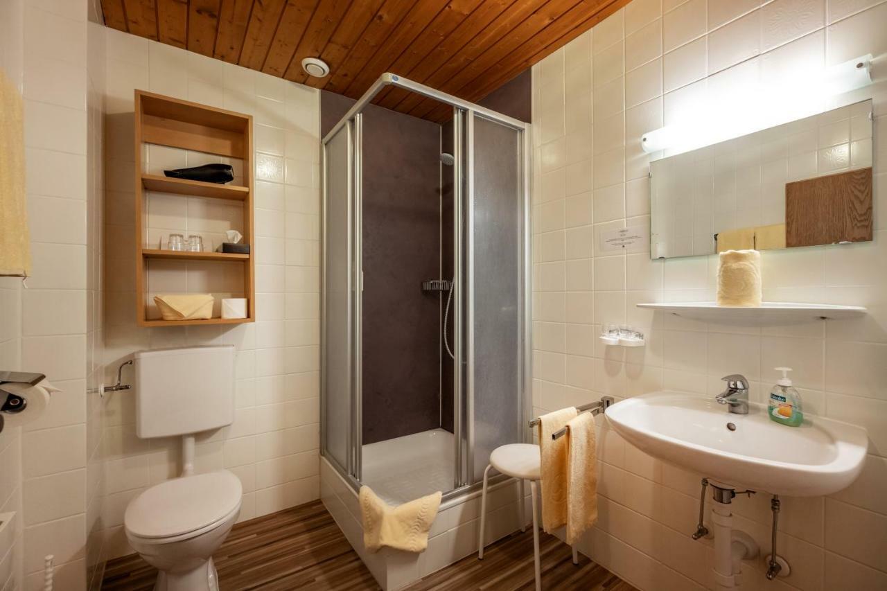 הופגרטן אים בריקסנטל Hotel Garni Tirolerhof מראה חיצוני תמונה